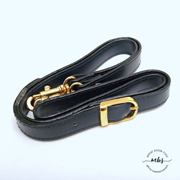 Belle Rose Vintage Crossbody Bag and Clutch - Picture 15 of 15